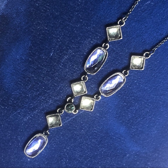Vintage Avon necklace blue purple stones gems drop set black metallic chain - Picture 6 of 9